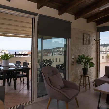 Sunshine Apartment *