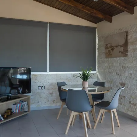 Sunshine * Chania (Crete)